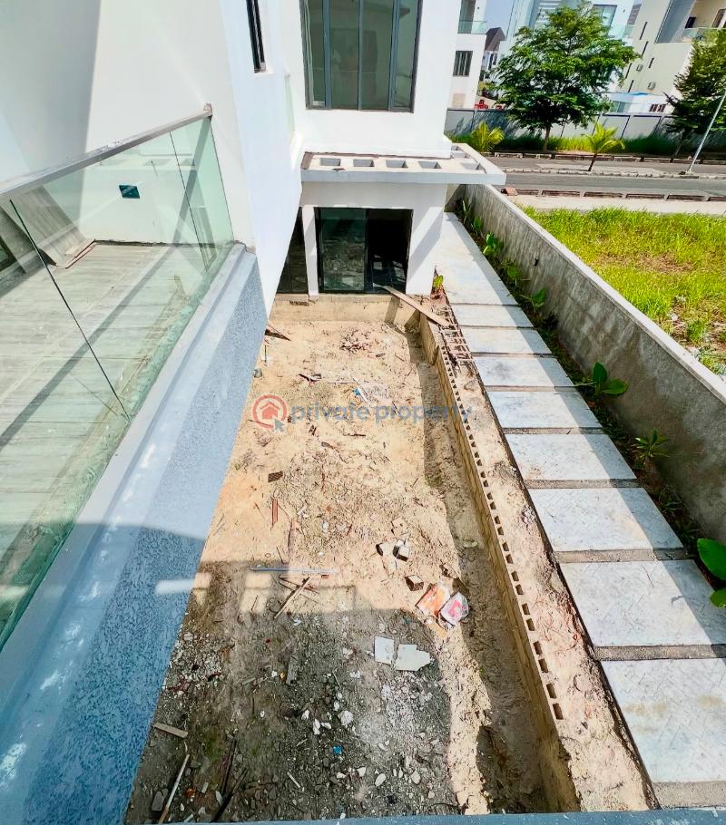 5 bedroom Detached Duplex For Sale Pinnock Beach Osapa Lekki Osapa Lekki Lagos - 12