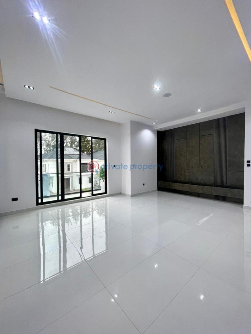 5 bedroom Detached Duplex For Sale Lekki County Ikota Lekki Lagos - 17
