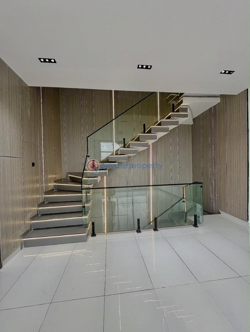5 bedroom Duplex For Sale Osapa Lekki Lagos - 2