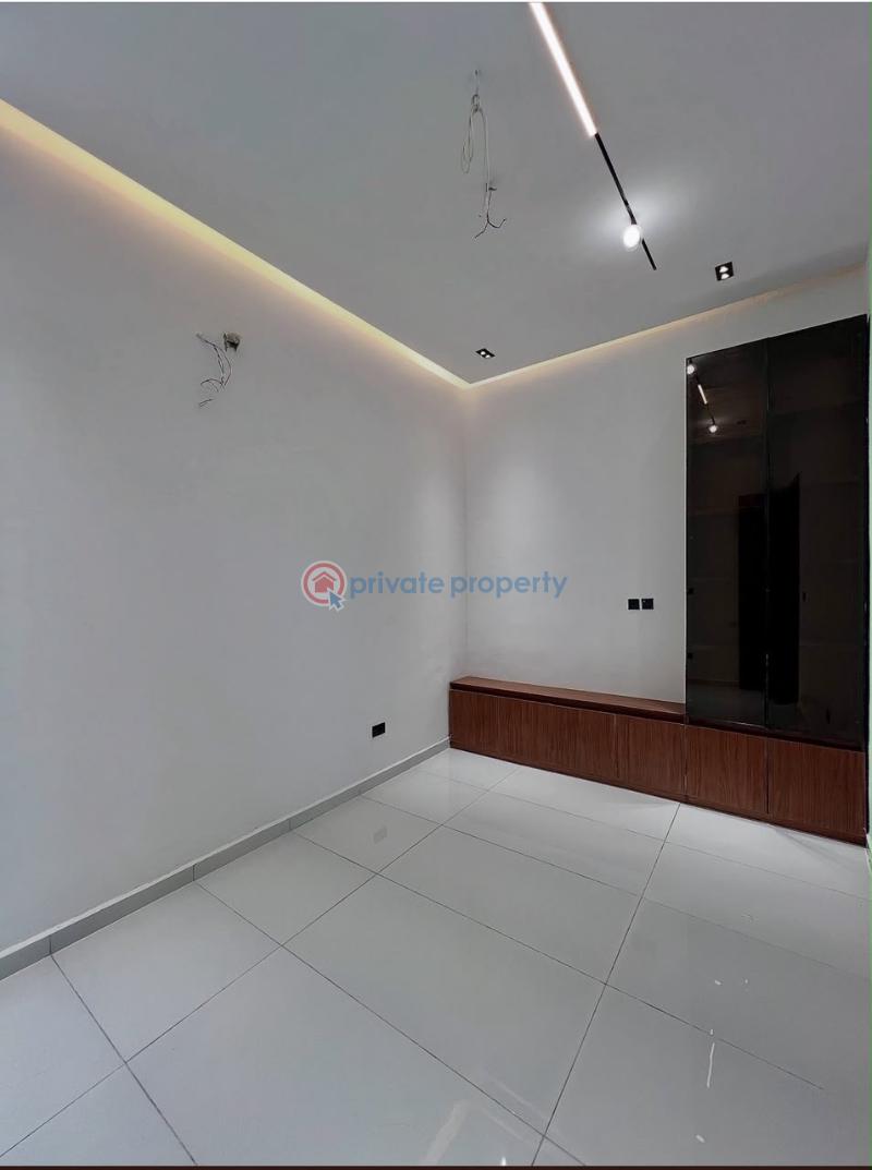 5 bedroom Duplex For Sale Osapa Lekki Lagos - 11