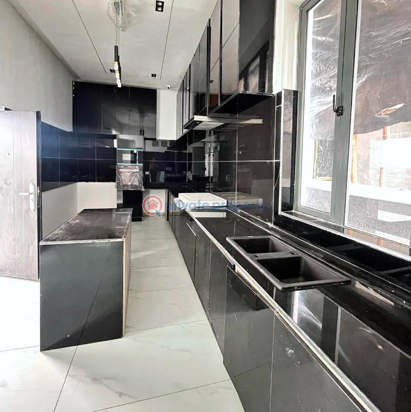 5 bedroom Detached Duplex For Sale Secure Estate At Ajah Lekki Ajah Lagos - 4