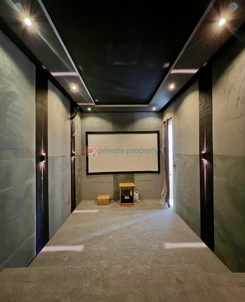 5 bedroom Detached Duplex For Sale Secure Estate At Osapa Lekki Osapa Lekki Lagos - 7