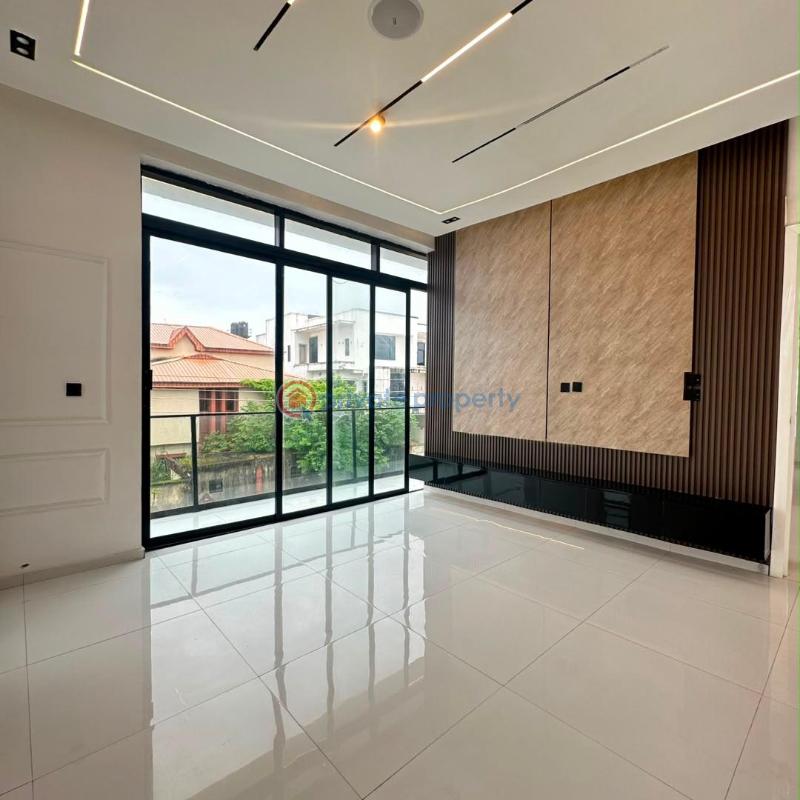 5 bedroom Detached Duplex For Sale Sangotedo Lagos - 27
