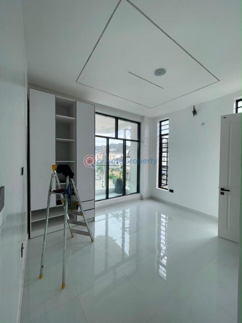 5 bedroom Detached Duplex For Sale Chevron Drive Lekki Lagos - 7