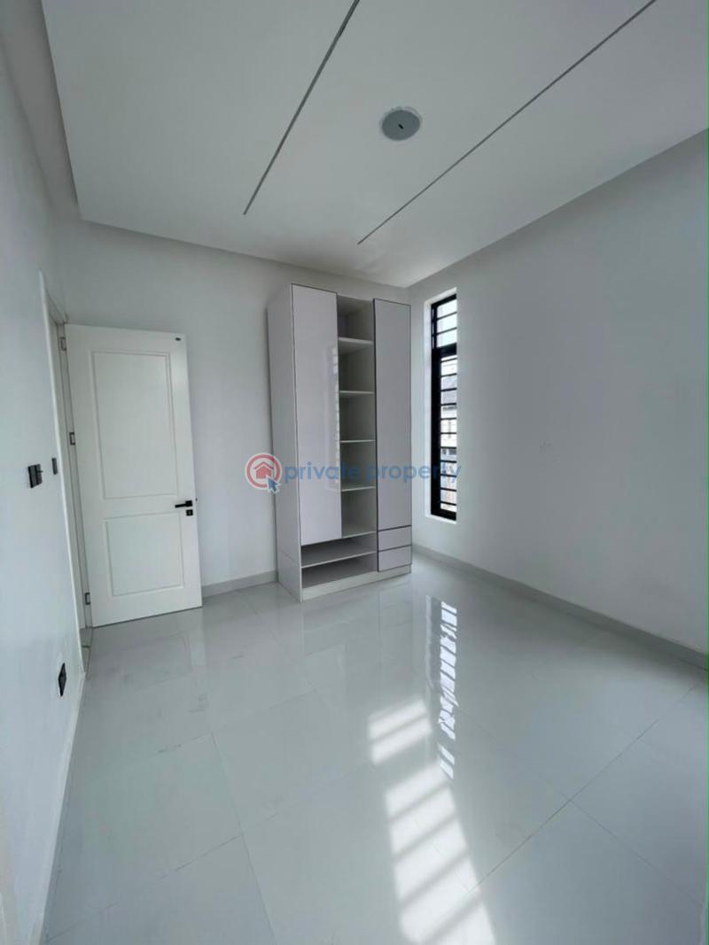 5 bedroom Detached Duplex For Sale Chevron Drive Lekki Lagos - 3