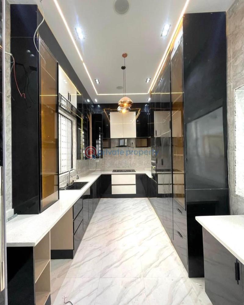 5 bedroom Detached Duplex For Sale Chevron Lekki Expressway Lagos - 5