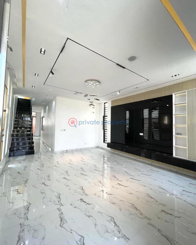 5 bedroom Detached Duplex For Sale Chevron Lekki Expressway Lagos - 1