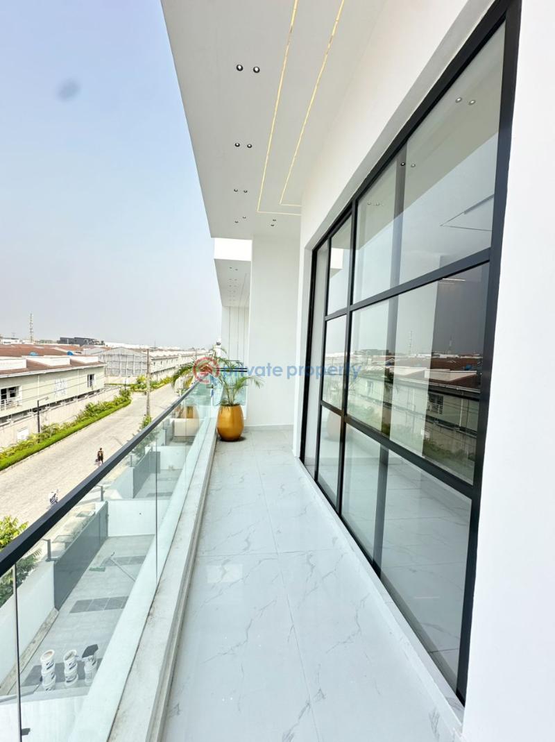5 bedroom Detached Duplex For Sale Serene Neighborhood Lekki Phase 1 Lagos - 0