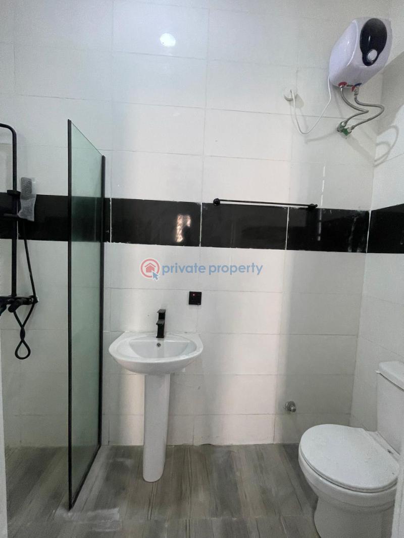 Luxurious 5 bedroom fully detached with bq - 11 5 bedroom Detached Duplex For Sale Idado Lekki Lagos - 11