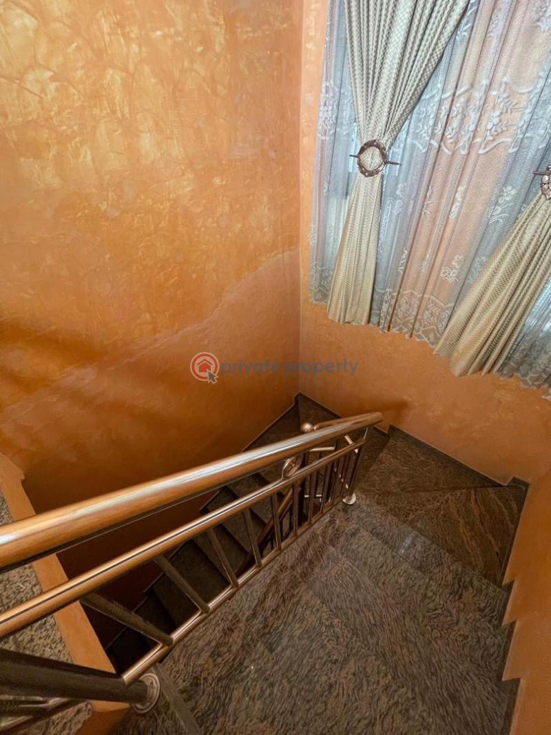 5 bedroom Detached Duplex For Sale Lekki Phase 1 Lagos - 5