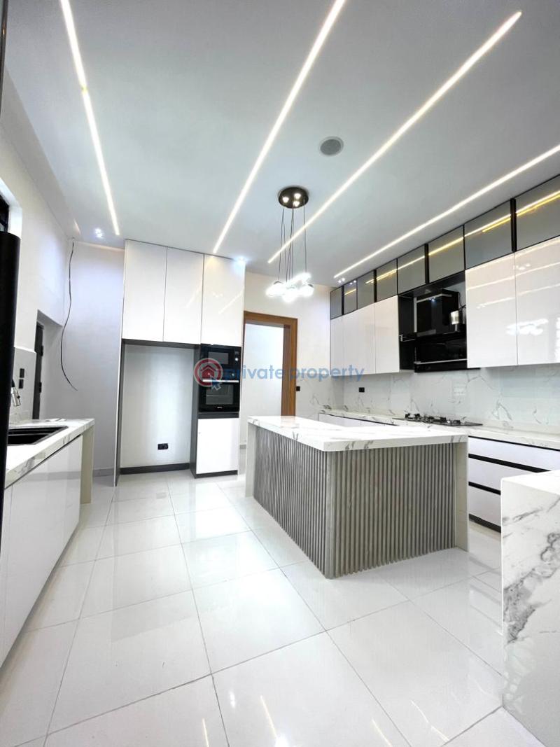 5 bedroom Detached Duplex For Sale Orchid Road, Lekki Lagos - 2