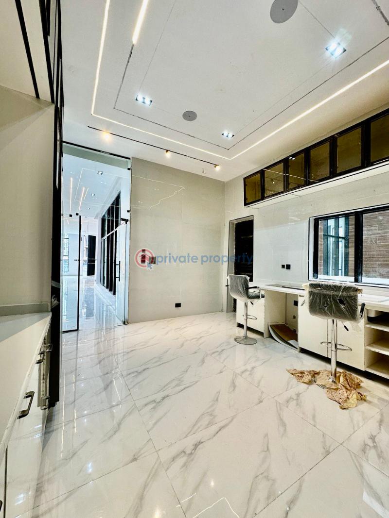 5 bedroom Detached Duplex For Sale Chevron Estate Chevron Drive Lekki Lagos - 5