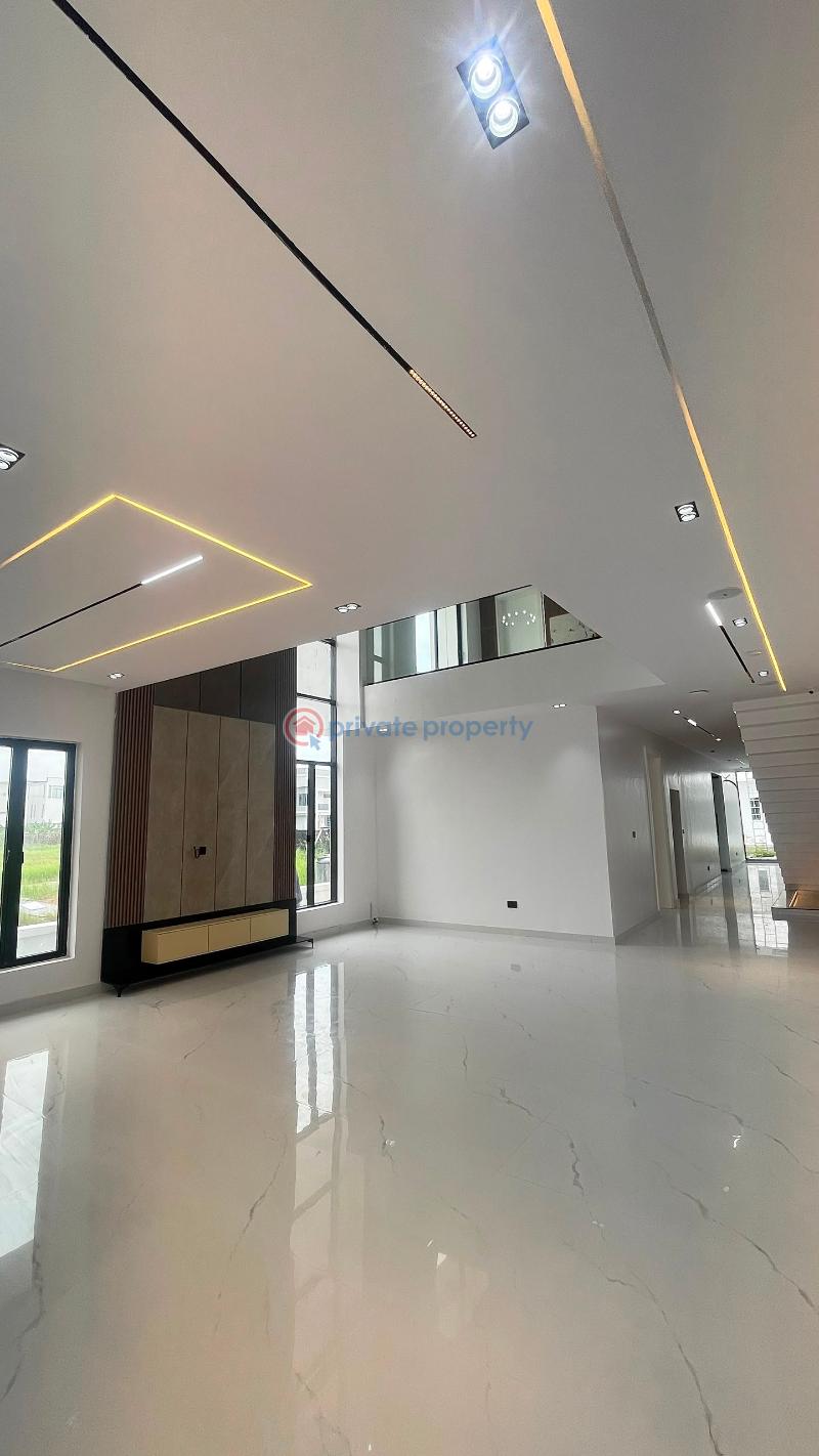 5 bedroom Semi detached Duplex For Sale Ikate Elegushi Lekki Lagos - 2