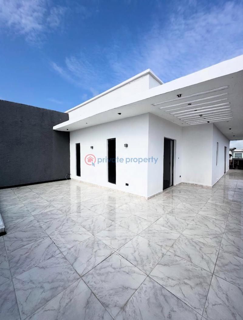 5 bedroom Detached Duplex For Sale Secure Estate At Osapa Lekki Osapa Lekki Lagos - 12
