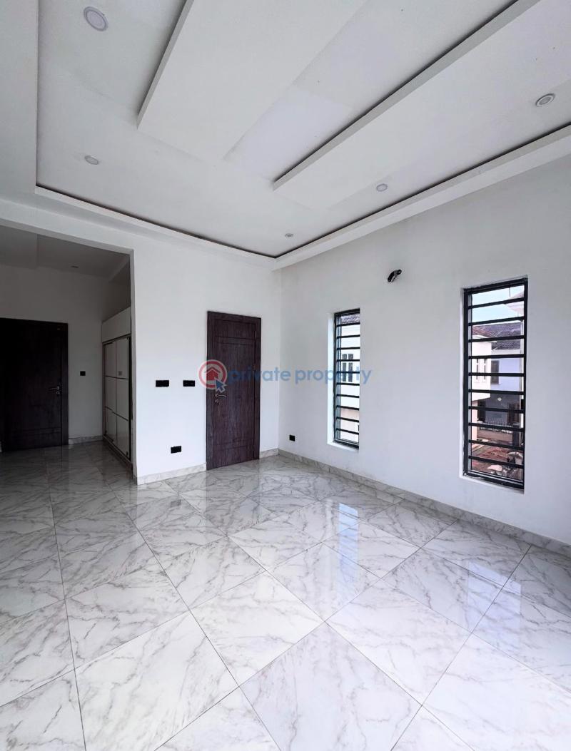 5 bedroom Detached Duplex For Sale Secure Estate At Osapa Lekki Osapa Lekki Lagos - 9