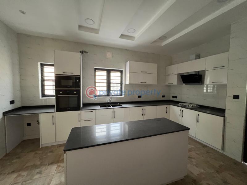 5 bedroom Detached Duplex For Sale Royal Garden Estate Along Lekki Expressway Lagos - 6