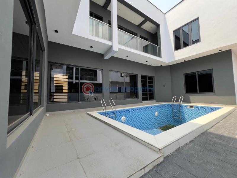 5 bedroom Detached Duplex For Sale Royal Garden Estate Along Lekki Expressway Lagos - 19