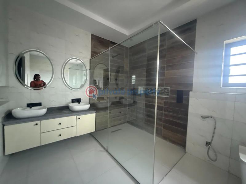 5 bedroom Detached Duplex For Sale Osapa Lekki Lagos - 25