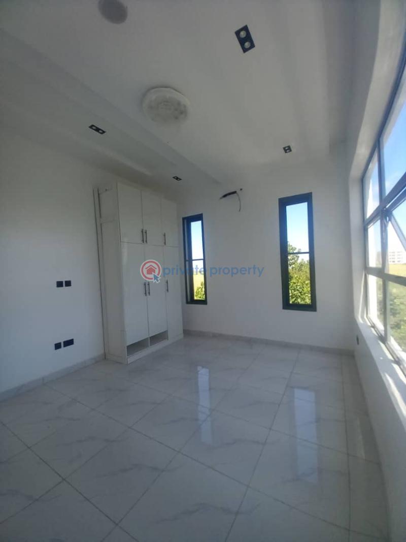 5 bedroom Detached Duplex For Sale Pinnock Beach Estate Phase 3, Lekki Lagos - 4