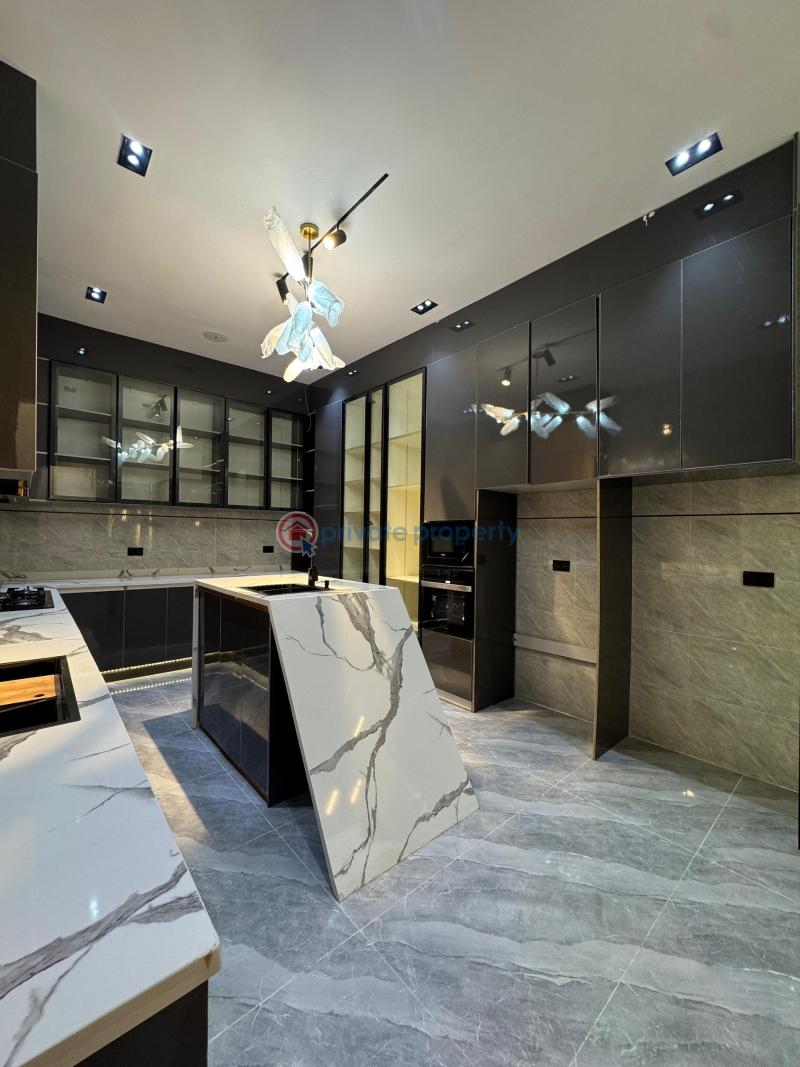 5 bedroom Detached Duplex For Sale Chevron Lekki Lekki Lagos - 17