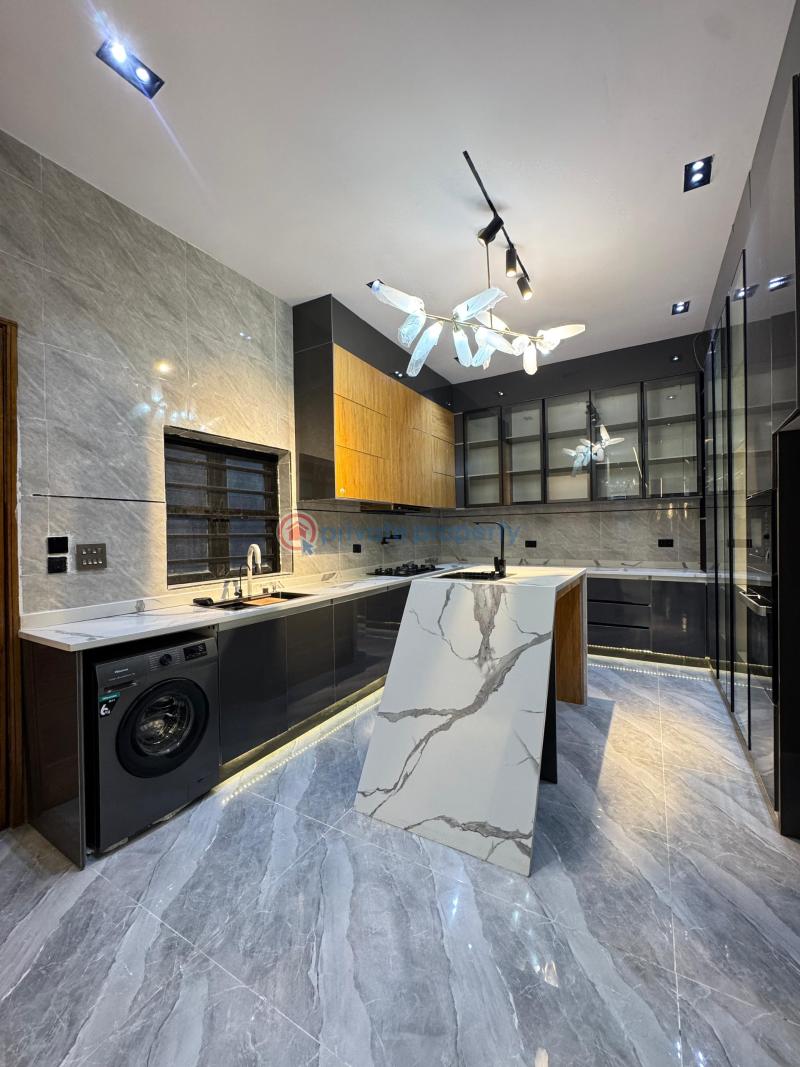 5 bedroom Detached Duplex For Sale Chevron Lekki Lekki Lagos - 2