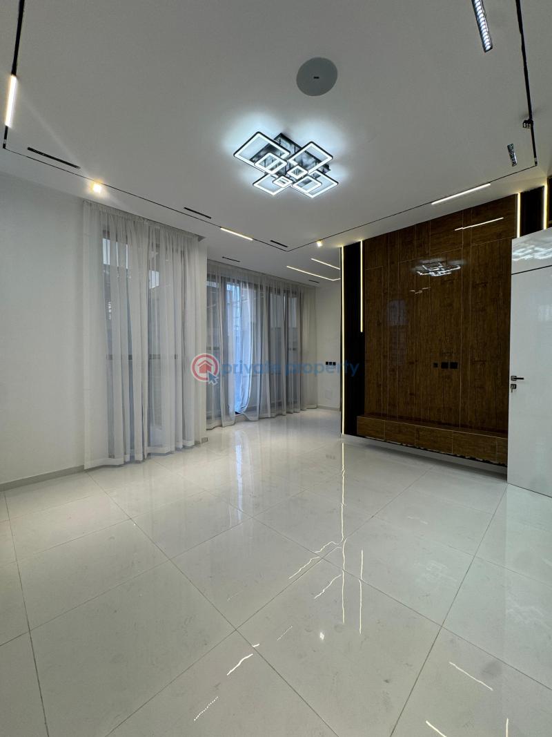 5 bedroom Detached Duplex For Sale Chevron Lekki Lekki Lagos - 10