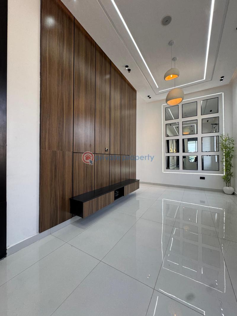 5 bedroom Detached Duplex For Sale Ikota Lekki Lagos - 2