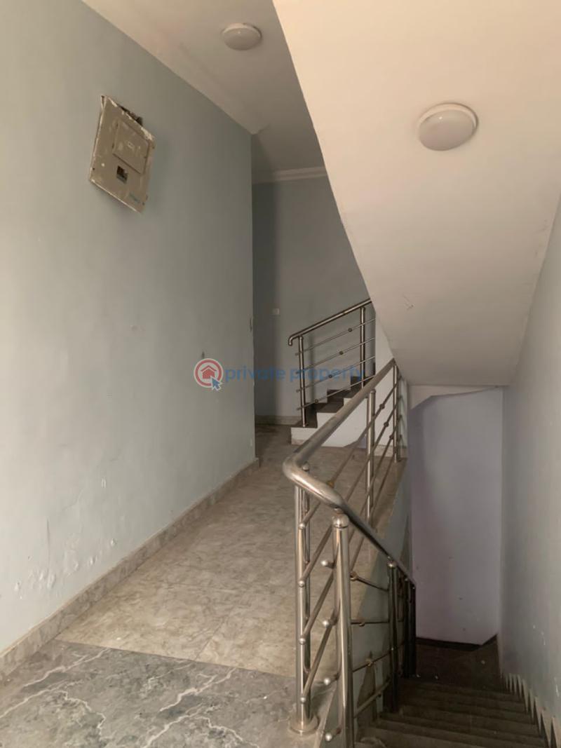 Luxurious  5bed triplex with bq - 4 5 bedroom Terraced Duplex For Rent Paradise Phase2 Chevron Alternative Chevron Drive Lekki Lagos - 4