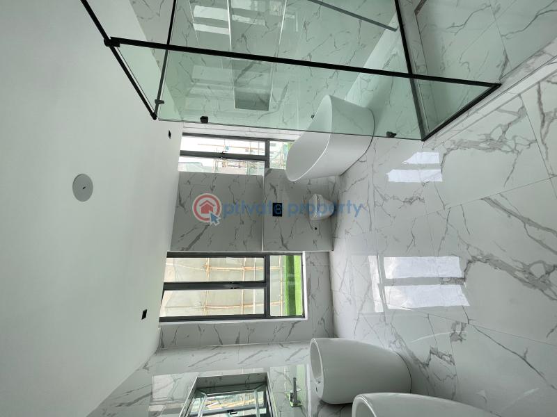 5 bedroom Detached Duplex For Sale Osapa Lekki Lagos - 11
