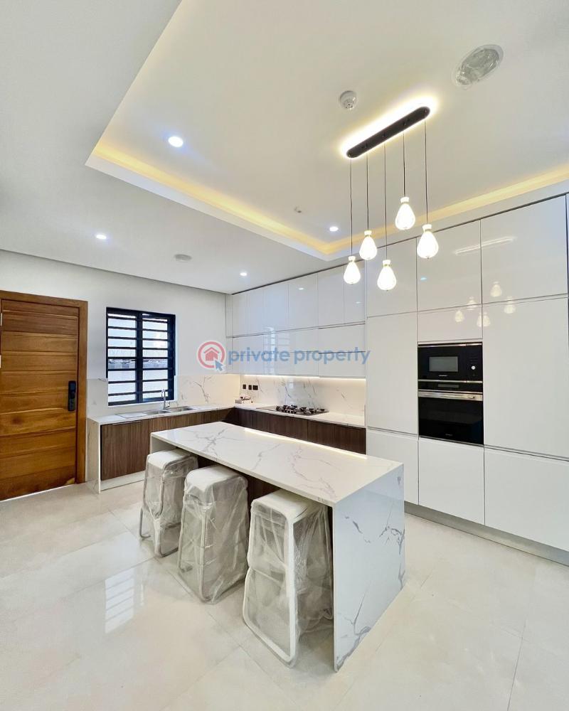5 bedroom Detached Duplex For Sale Lekki Phase 1 Lagos - 3