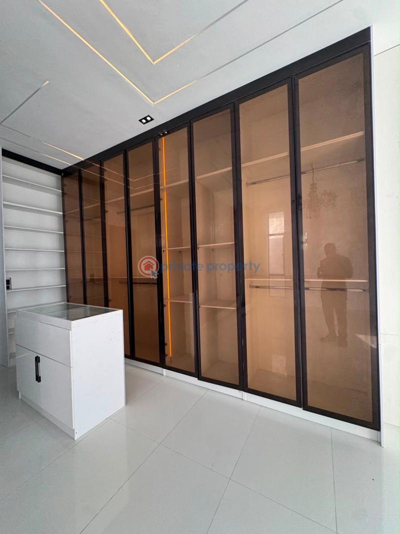 5 bedroom Detached Duplex For Sale Ikota Lekki Lagos - 2