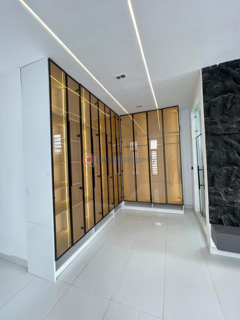 5 bedroom Detached Duplex For Sale Estate Ikota Lekki Lagos - 10