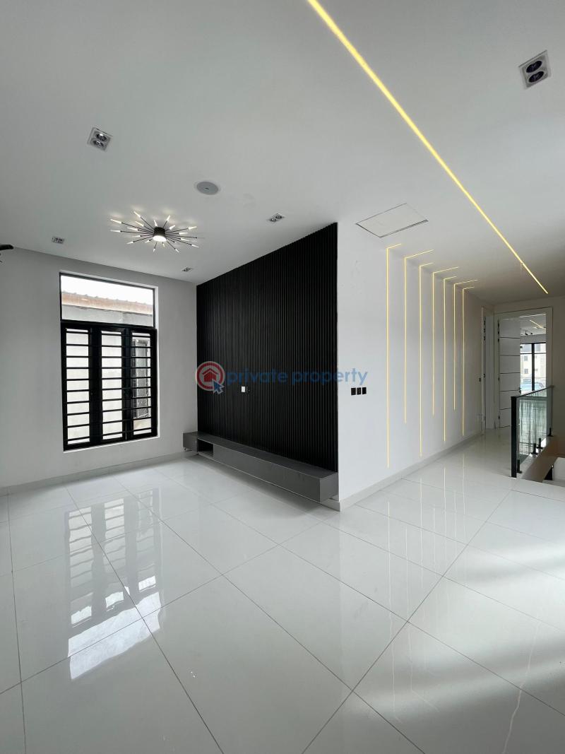 5 bedroom Detached Duplex For Sale Estate Ikota Lekki Lagos - 7