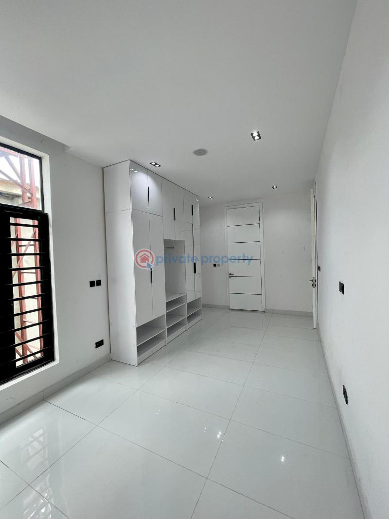 5 bedroom Detached Duplex For Sale Estate Ikota Lekki Lagos - 13