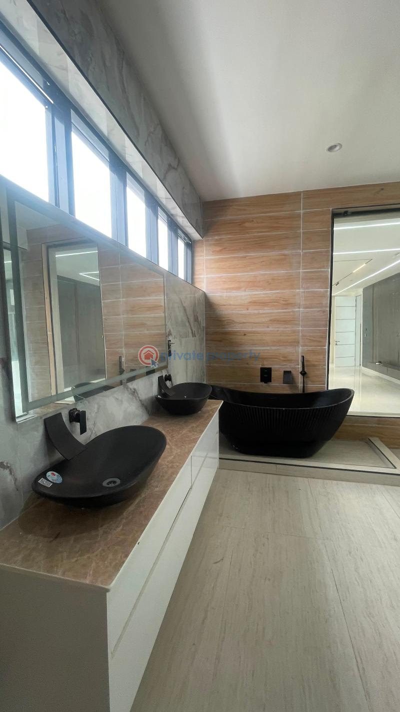 6 bedroom Detached Duplex For Sale Chevron Alternative Lekki Lagos - 15