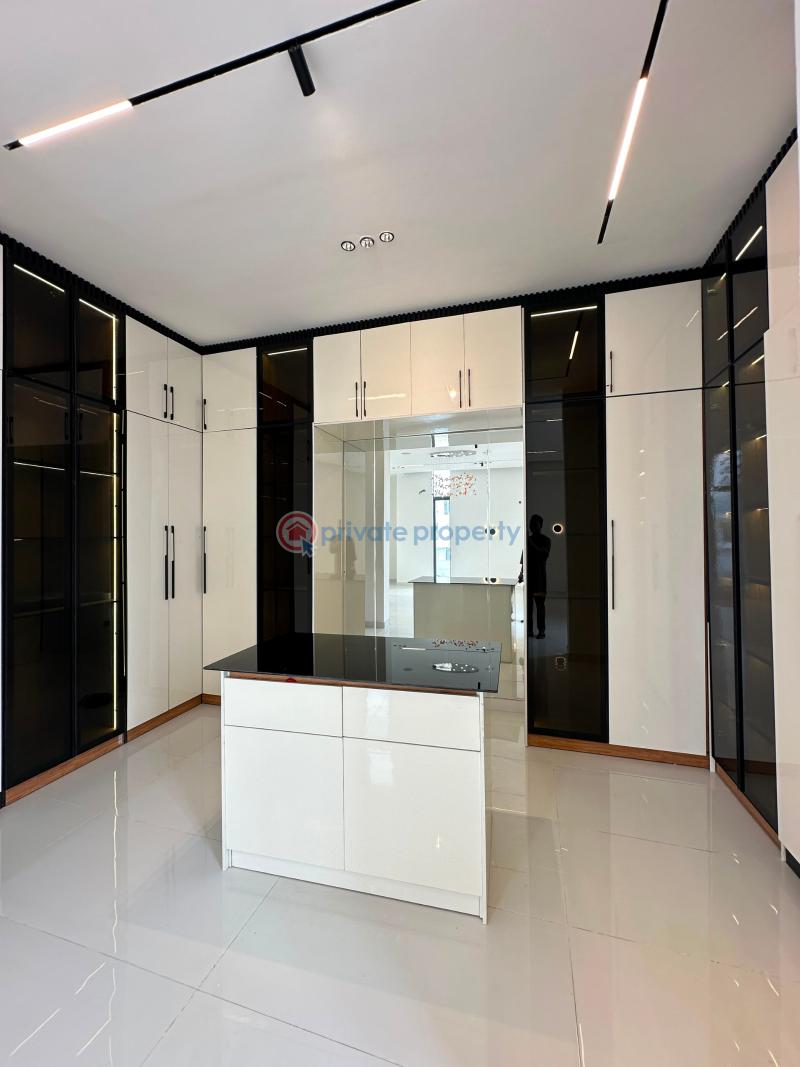 6 bedroom Detached Duplex For Sale Osapa London Lekki Lagos - 13