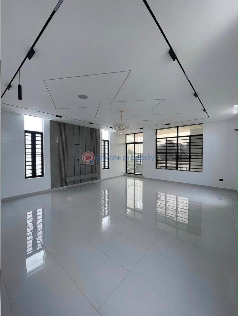 6 bedroom Detached Duplex For Sale Chevron,lekki Chevron Drive Lekki Lagos - 3