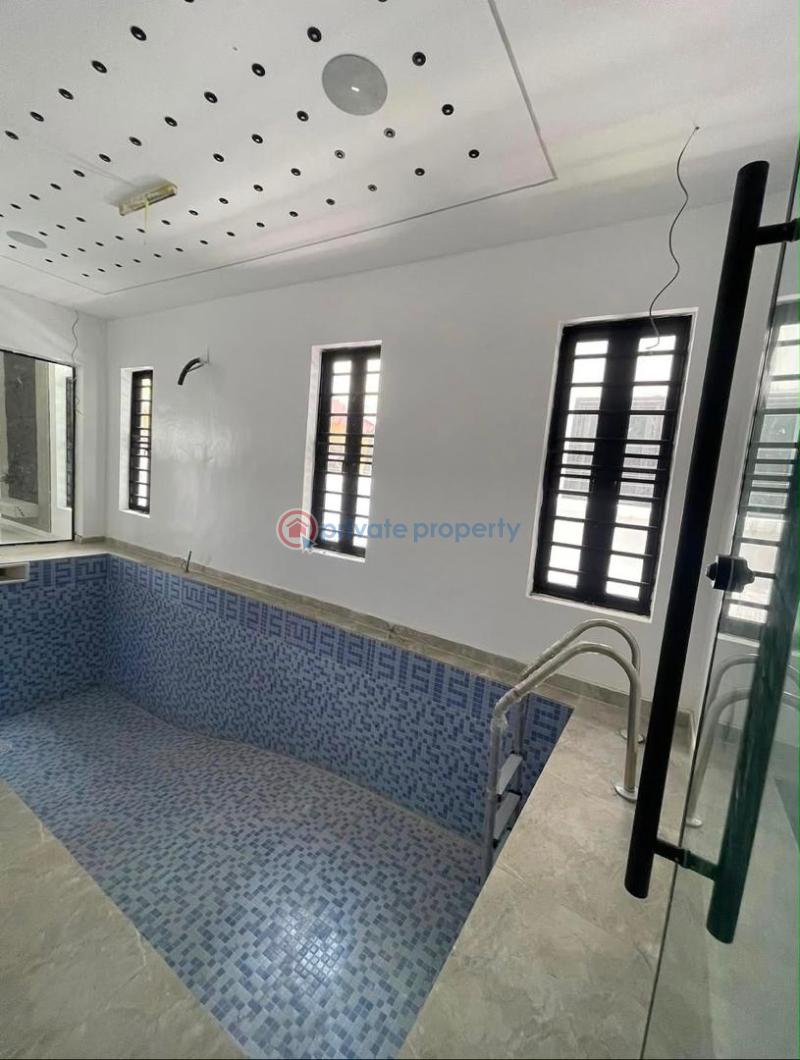 6 bedroom Detached Duplex For Sale Chevron,lekki Chevron Drive Lekki Lagos - 4