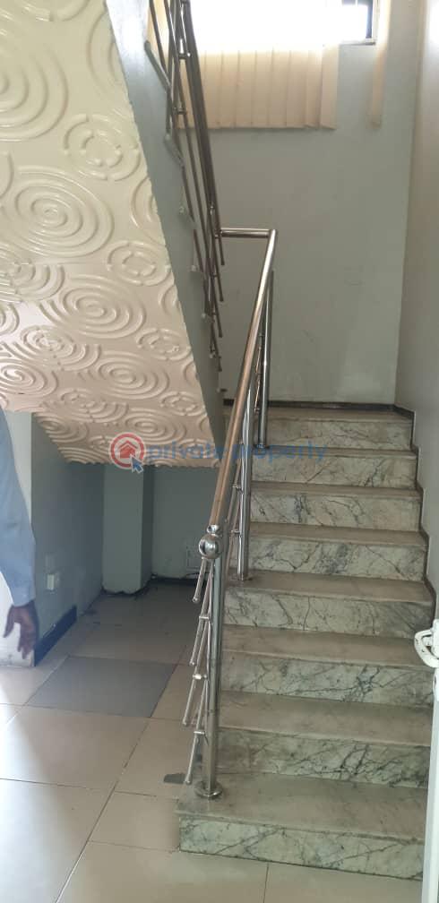 Luxurious 13bedroom commercial property - 18 10 bedroom Semi detached Duplex For Rent Victoria Island Lagos - 18