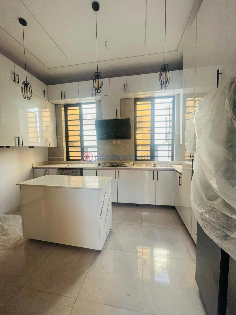 6 bedroom Detached Duplex For Sale Magodo GRA Phase 2 Kosofe/Ikosi Lagos - 4