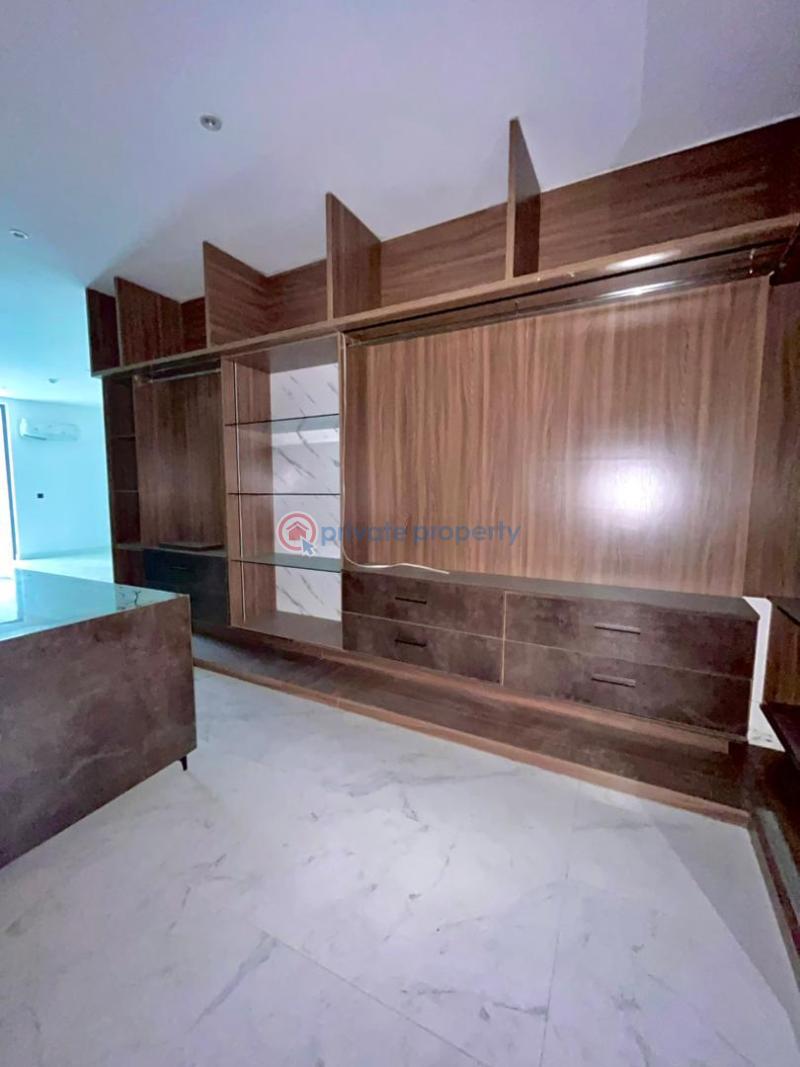 Luxurious 6bedroom fully detached duplex with pool,bq,cenima,penthouse - 6 6 bedroom Detached Duplex For Sale Lekki Phase 1 Lagos - 6