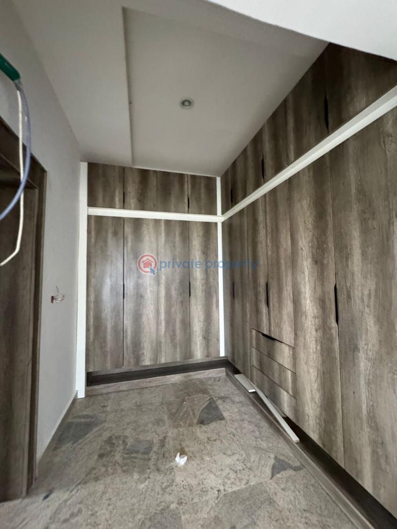 7 bedroom Detached Duplex For Sale Guzape Abuja Phase 1  - 15