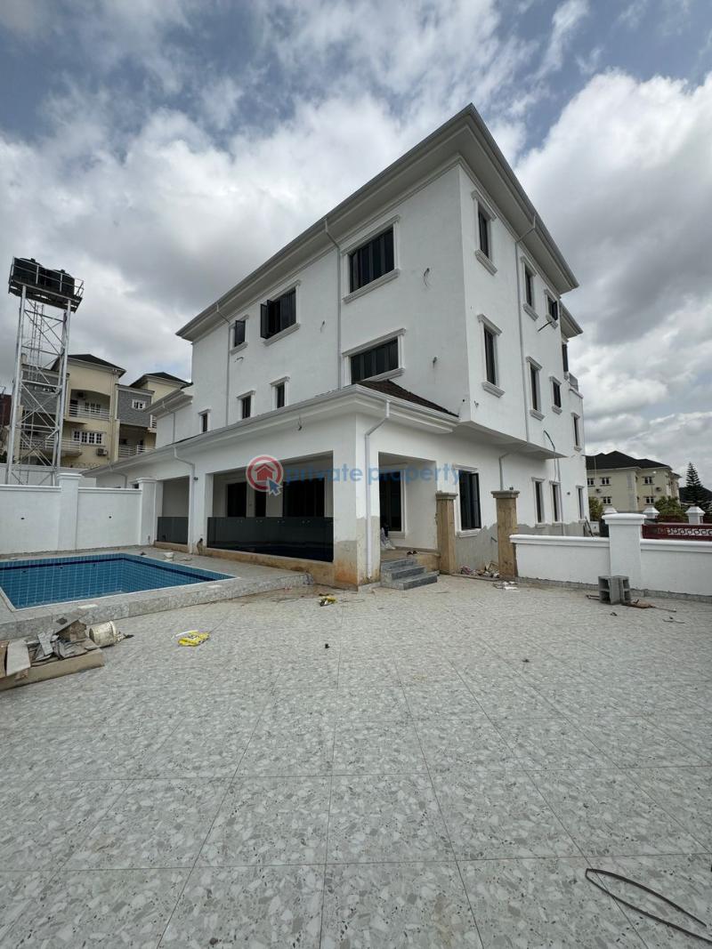 7 bedroom Detached Duplex For Sale Guzape Abuja Phase 1  - 2