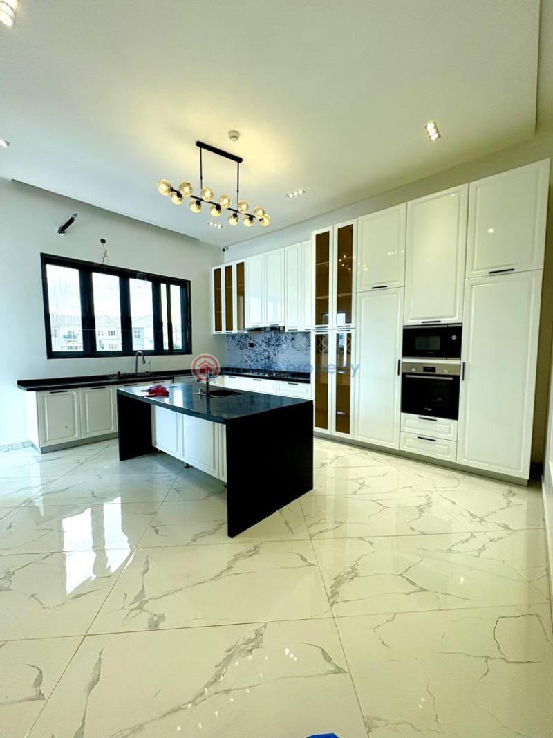 7 bedroom House For Sale Osapa London Lekki Lagos - 12