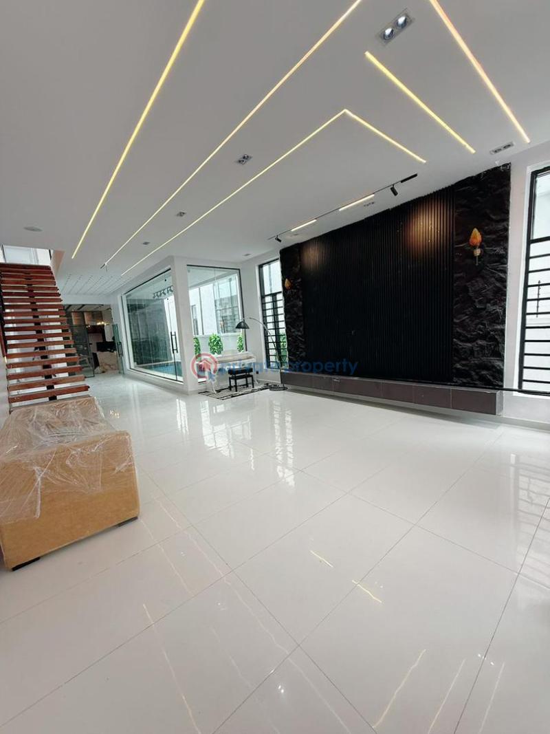 5 bedroom Detached Duplex For Sale Ikota Lekki Lagos - 4