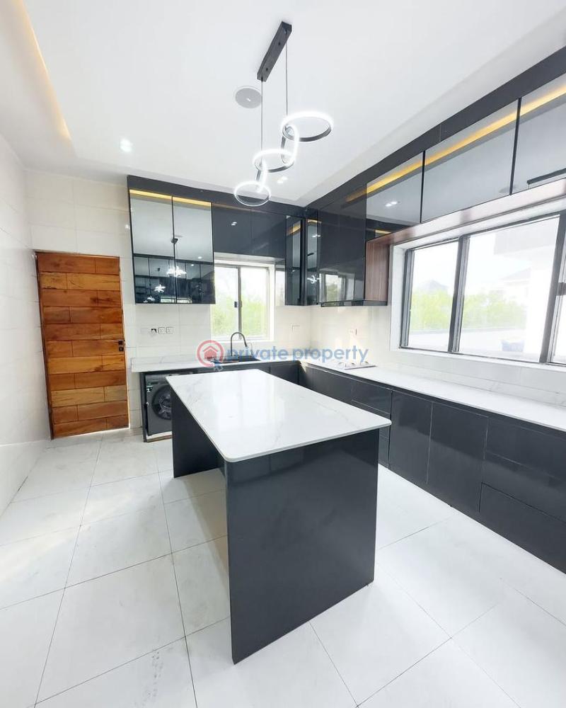 5 bedroom Detached Duplex For Sale Lekki County Lekki Lagos - 1