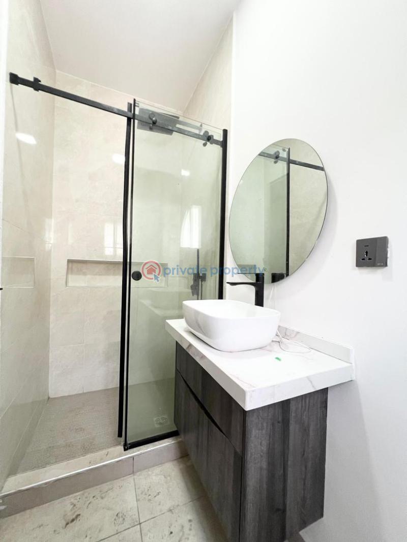 Luxurious apartment - 11 3 bedroom Flat & Apartment For Sale Osapa Lekki Lagos - 11