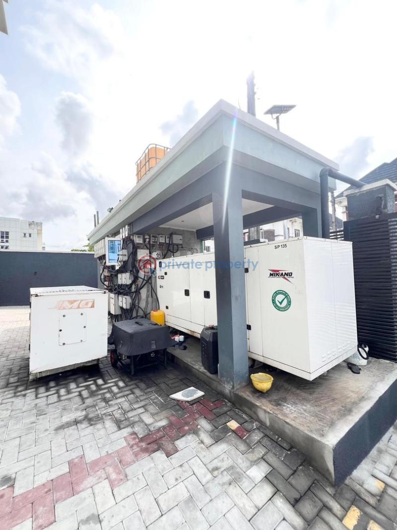 Luxurious apartment - 17 3 bedroom Flat & Apartment For Sale Osapa Lekki Lagos - 17