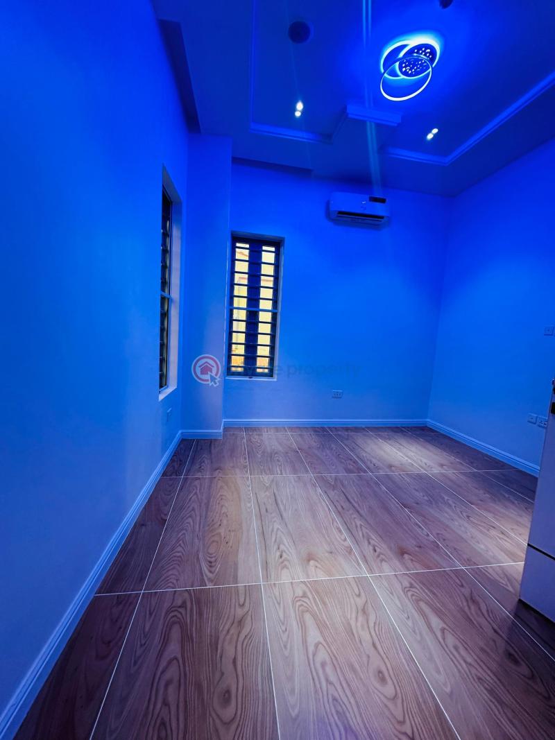 5 bedroom Detached Duplex For Sale Omole Phase 1 Ojodu Lagos - 11