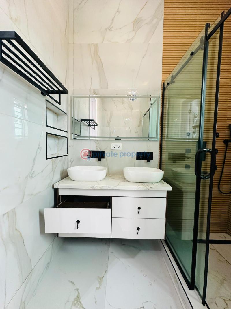 5 bedroom Detached Duplex For Sale Omole Phase 1 Ojodu Lagos - 5